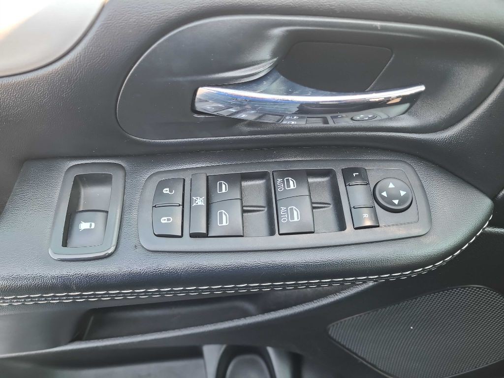 2015 Dodge Grand Caravan Image 20