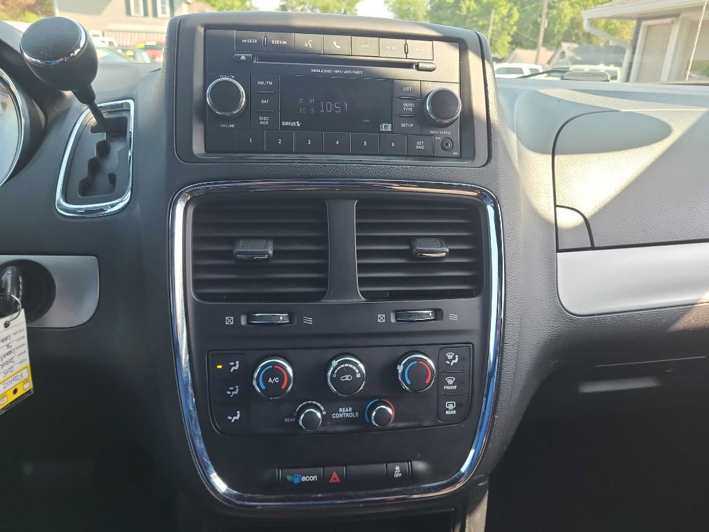 2015 Dodge Grand Caravan Image 21