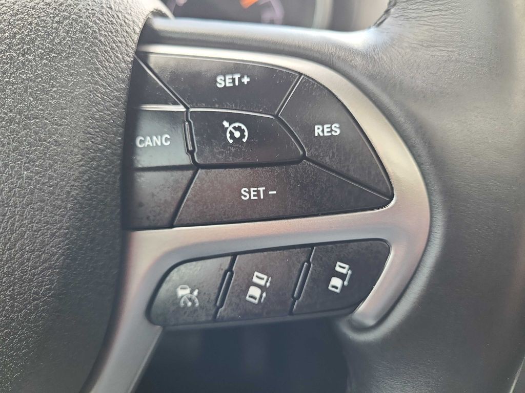 2018 Jeep Grand Cherokee Image 21