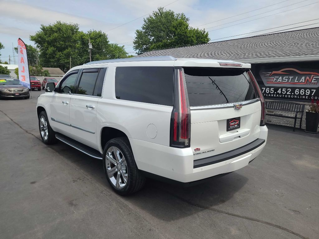 2019 Cadillac Escalade Image 4