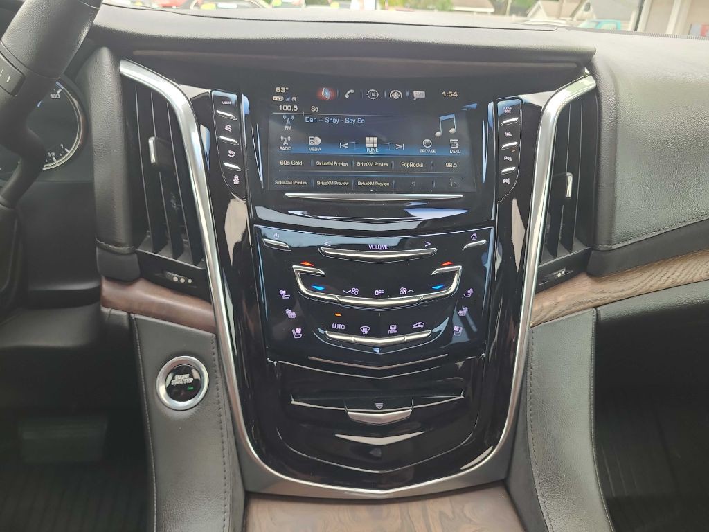 2019 Cadillac Escalade Image 28
