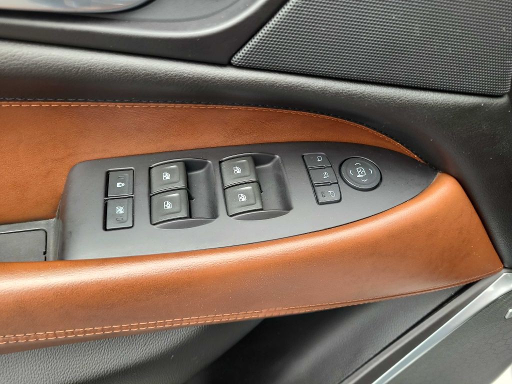 2019 Cadillac Escalade Image 39
