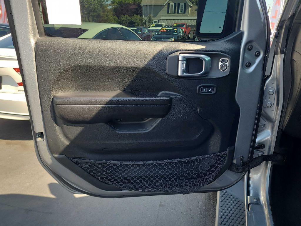 2020 Jeep Wrangler Unlimited Image 25