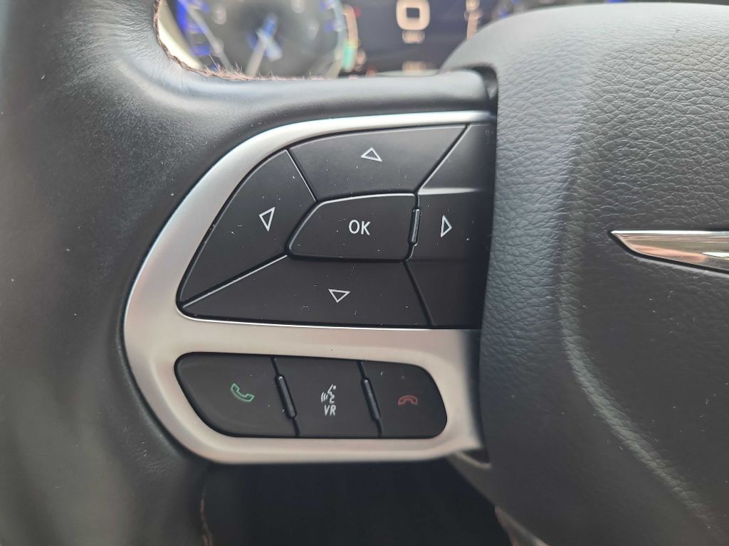 2018 Chrysler Pacifica Image 22