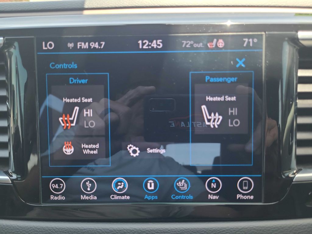 2018 Chrysler Pacifica Image 24