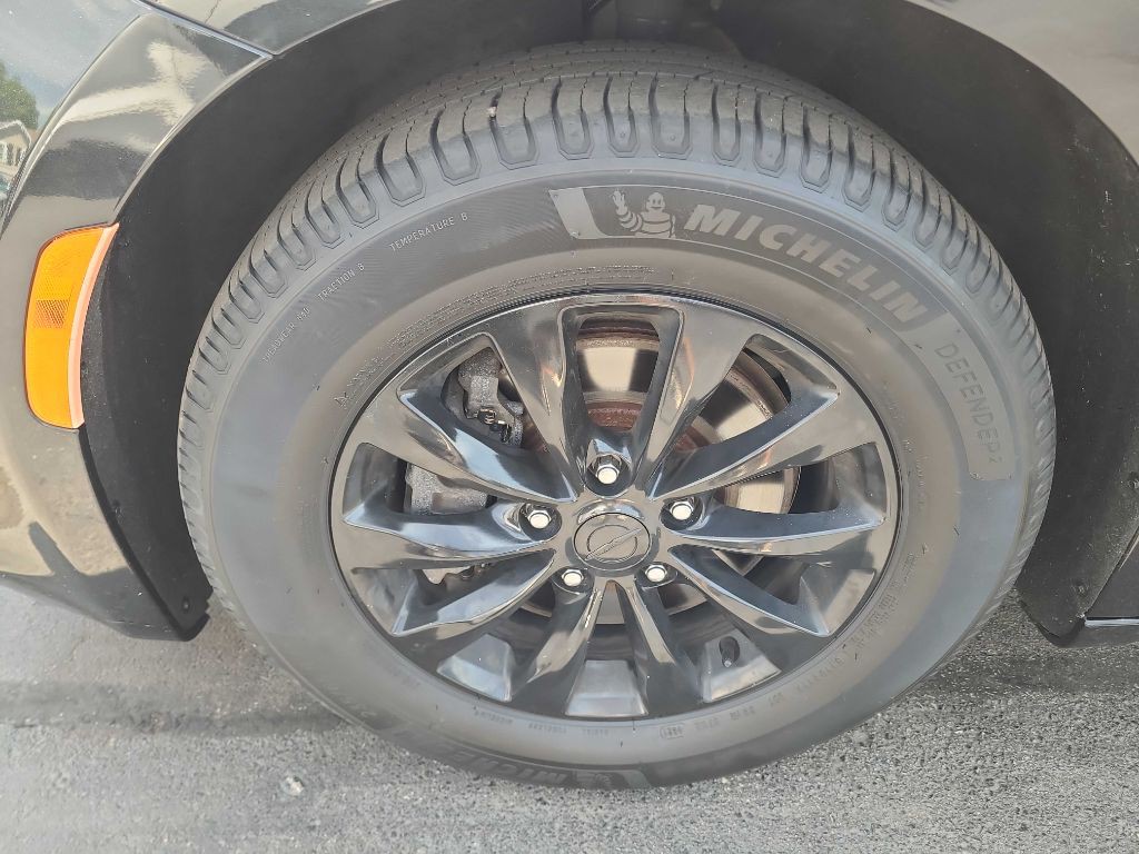 2018 Chrysler Pacifica Image 36