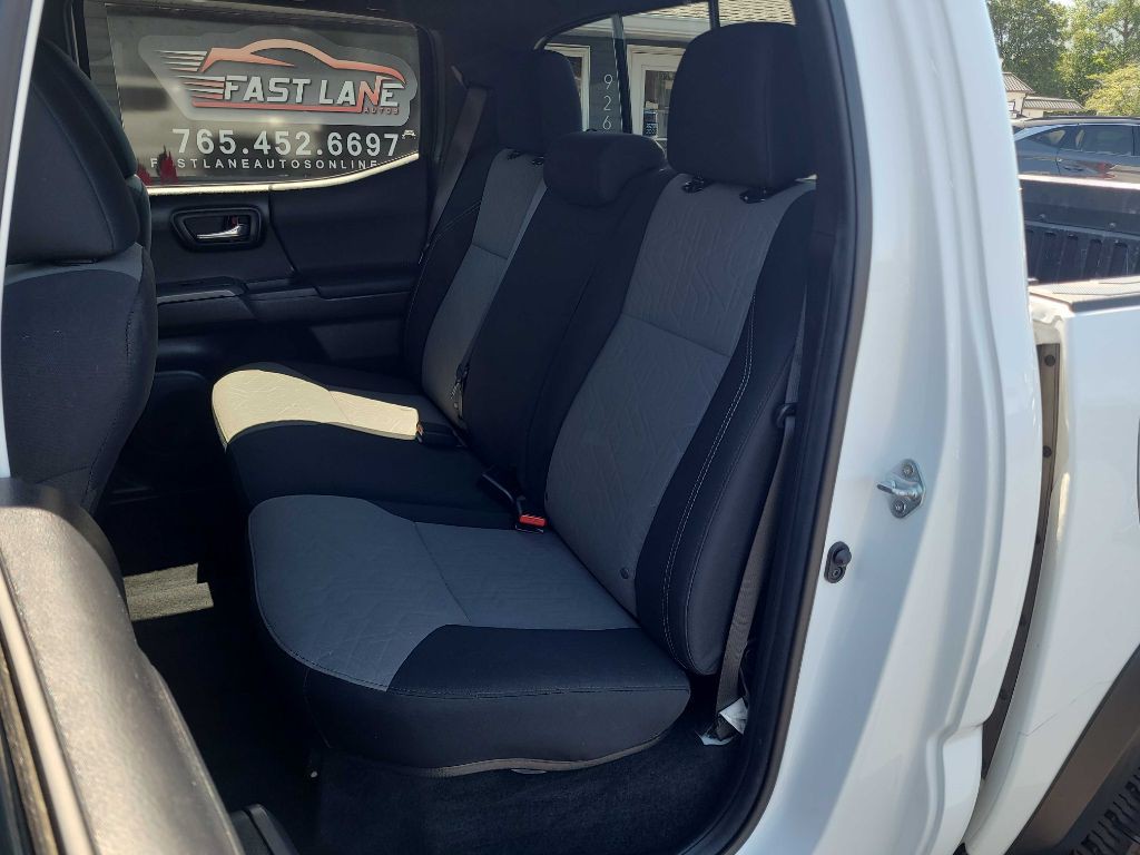 2021 Toyota Tacoma Image 12