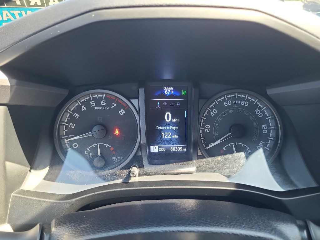 2021 Toyota Tacoma Image 16