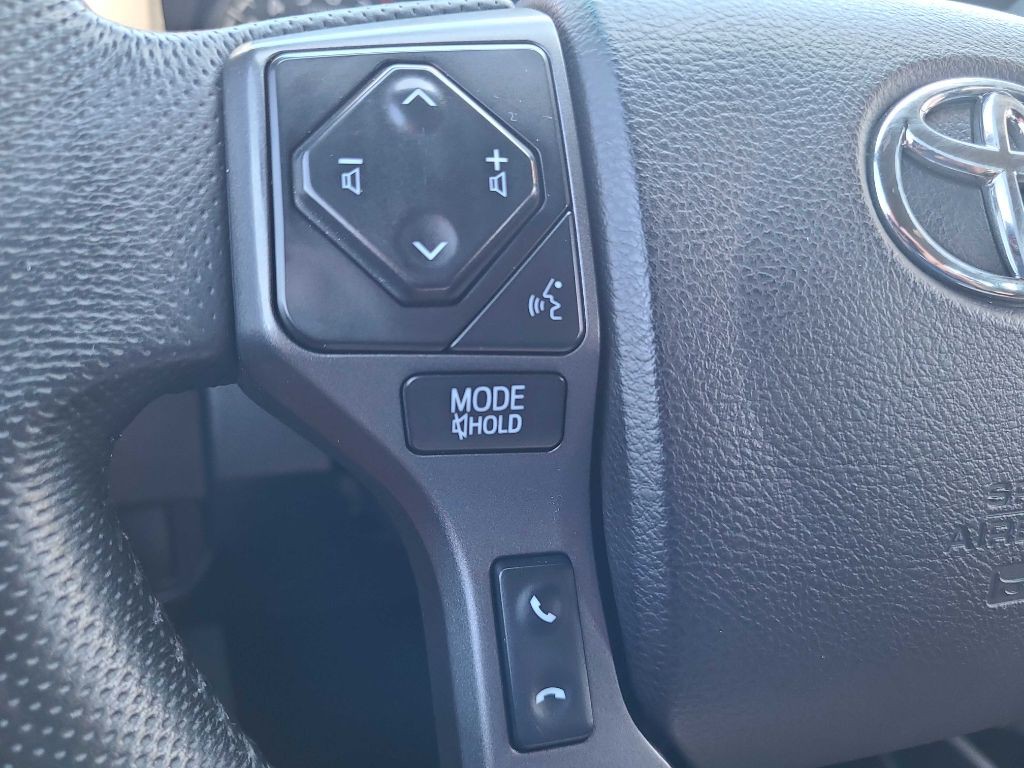 2021 Toyota Tacoma Image 19