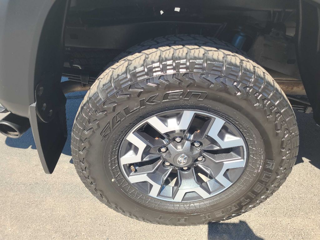 2021 Toyota Tacoma Image 33