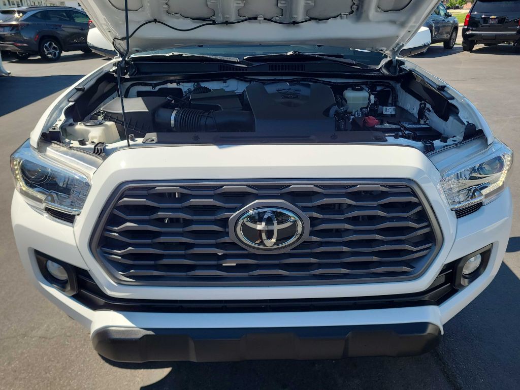 2021 Toyota Tacoma Image 35