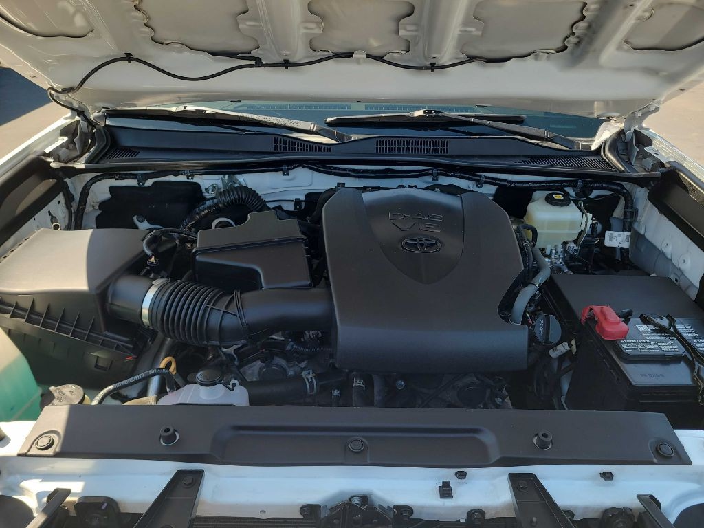 2021 Toyota Tacoma Image 36