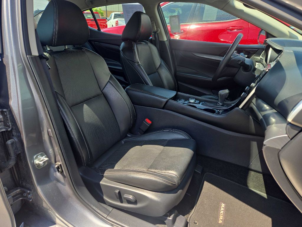 2018 Nissan Maxima Image 13