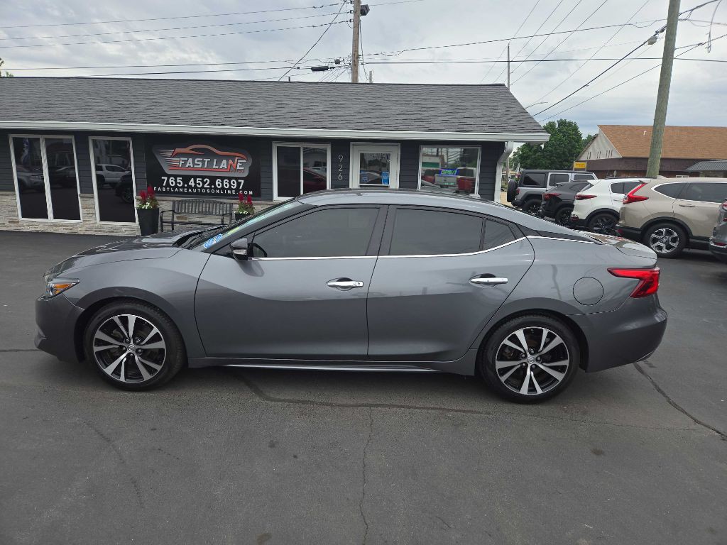 2018 Nissan Maxima Image 2