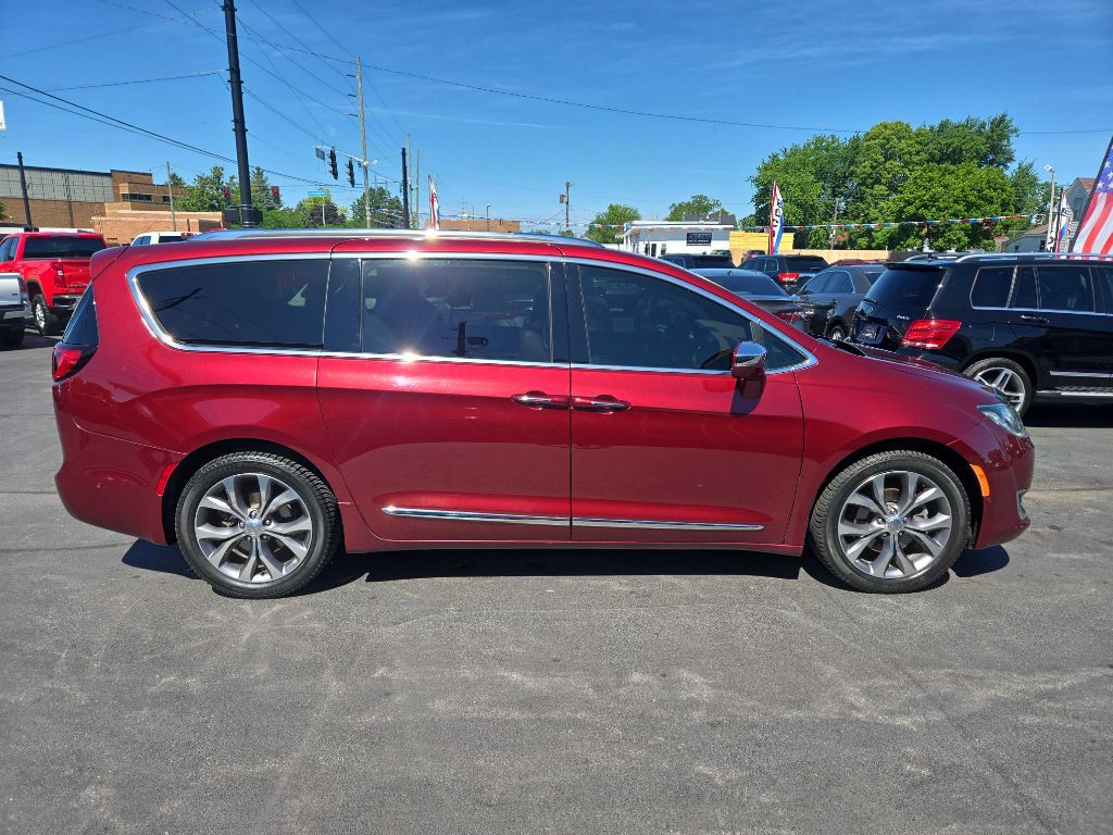 2020 Chrysler Pacifica Image 6