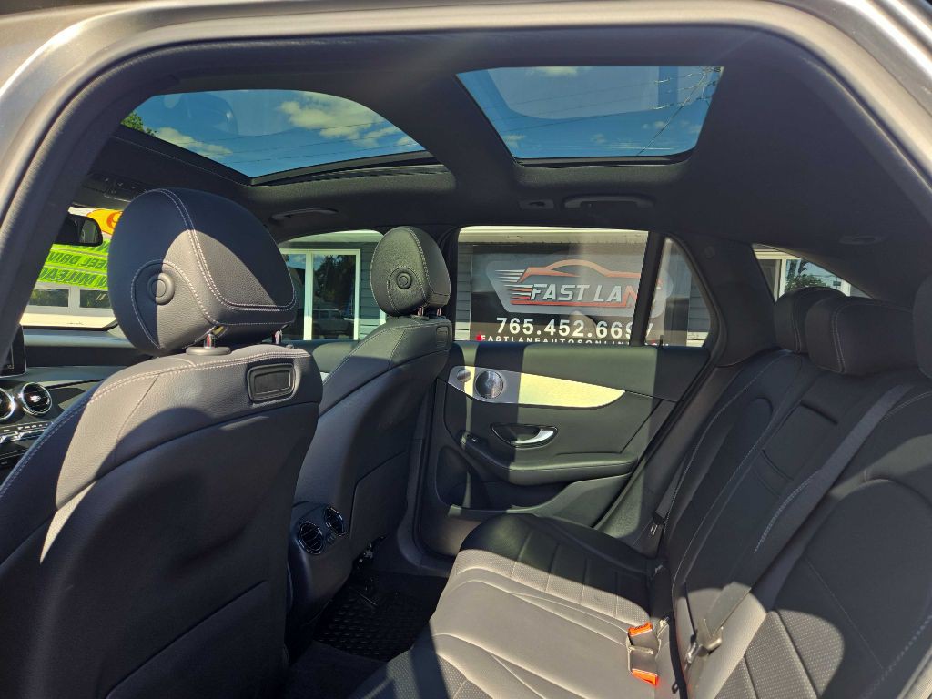 2019 Mercedes-Benz GLC-Class Image 9