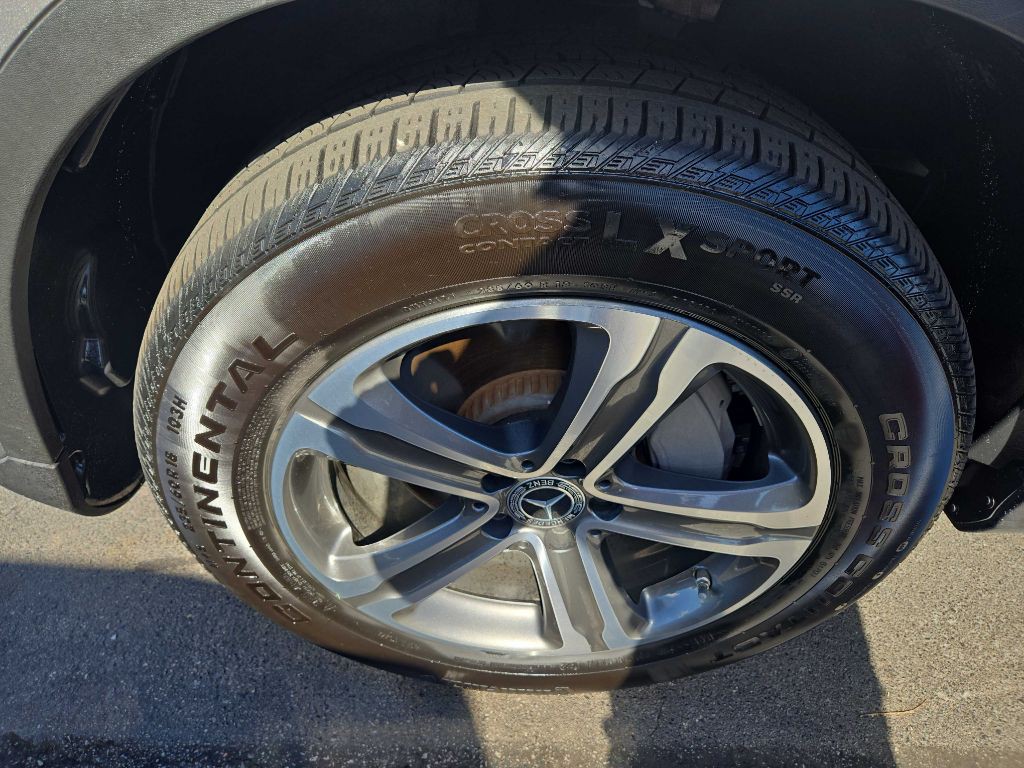 2019 Mercedes-Benz GLC-Class Image 34