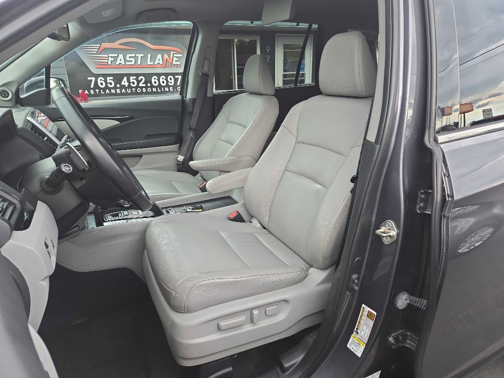 2016 Honda Pilot Image 11