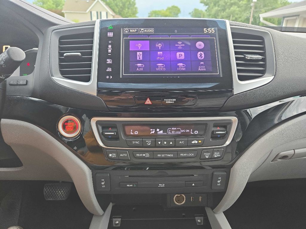 2016 Honda Pilot Image 26