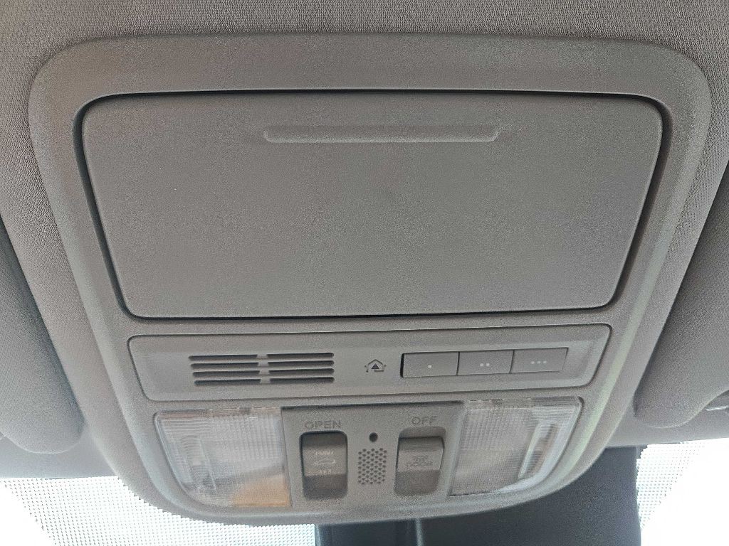 2016 Honda Pilot Image 32