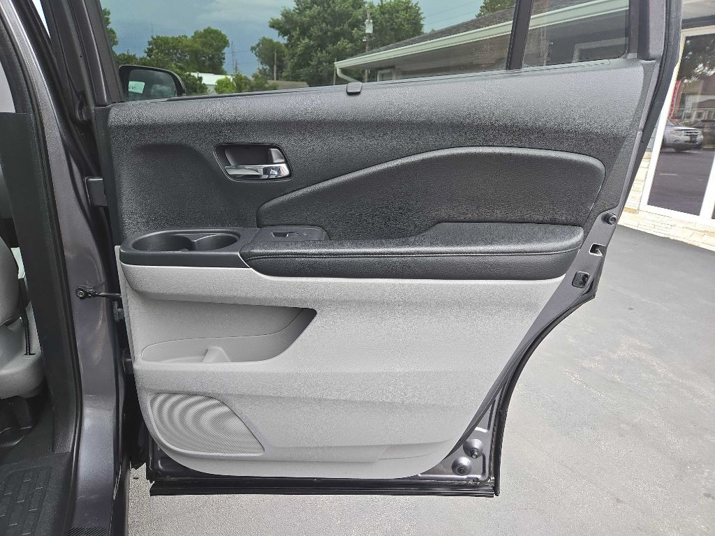 2016 Honda Pilot Image 40