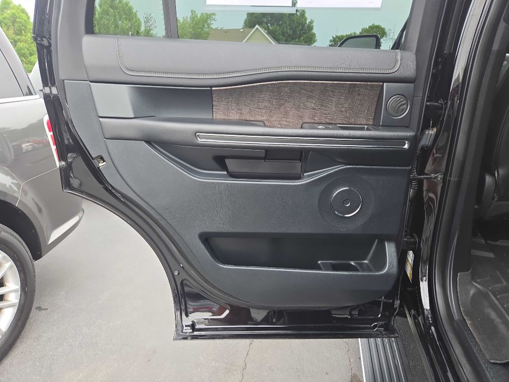 2021 Ford Expedition Image 43