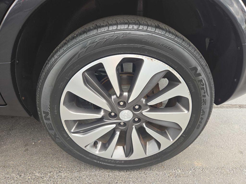 2017 Buick Enclave Image 37