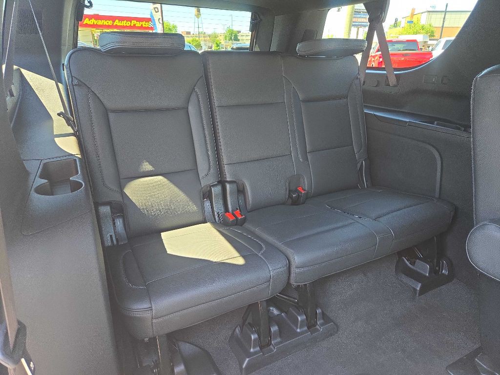 2021 GMC Yukon Image 14