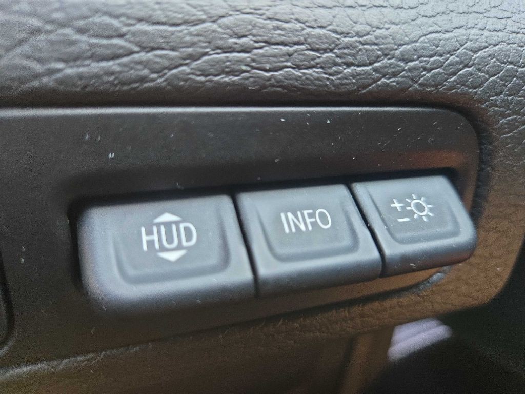 2021 GMC Yukon Image 24