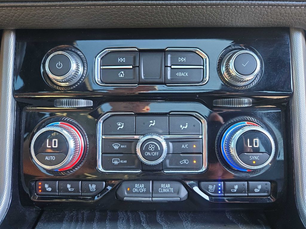 2021 GMC Yukon Image 32