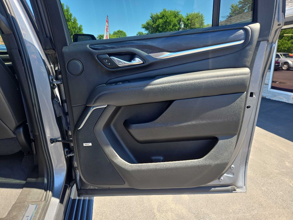 2021 GMC Yukon Image 43