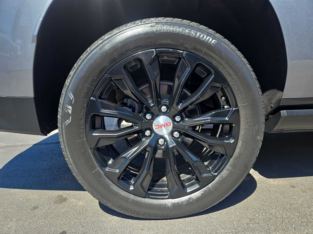 2021 GMC Yukon Image 46