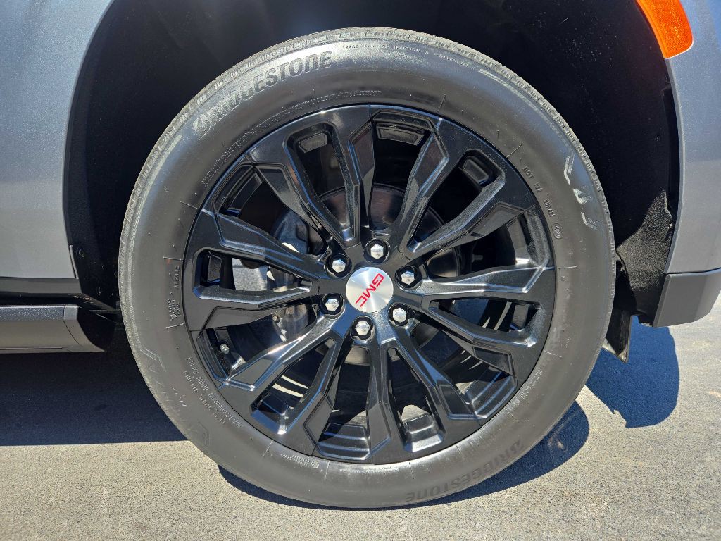 2021 GMC Yukon Image 47