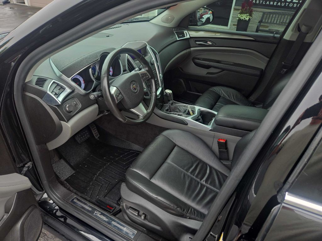 2011 Cadillac SRX Image 9