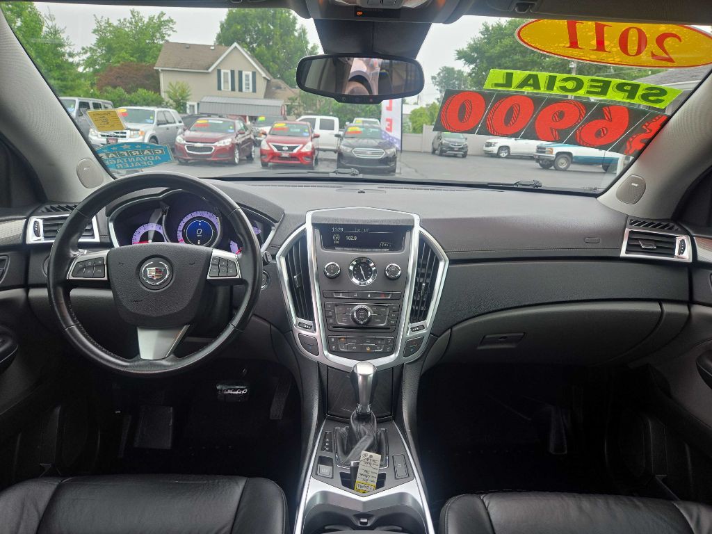 2011 Cadillac SRX Image 15