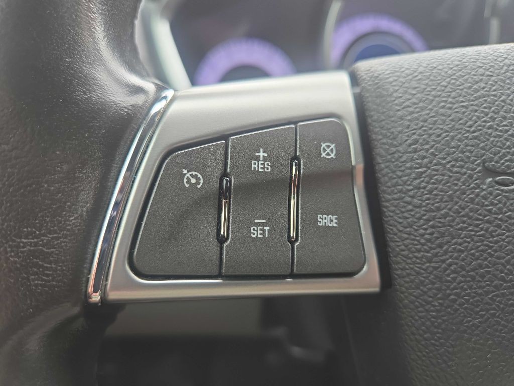 2011 Cadillac SRX Image 18