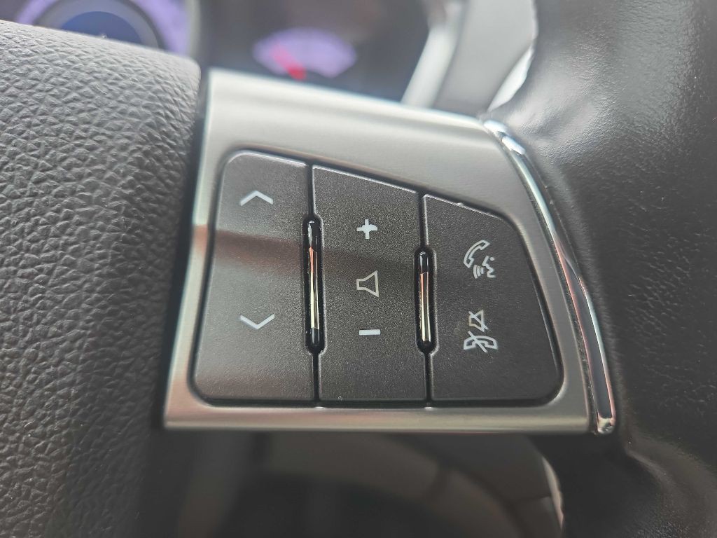 2011 Cadillac SRX Image 21