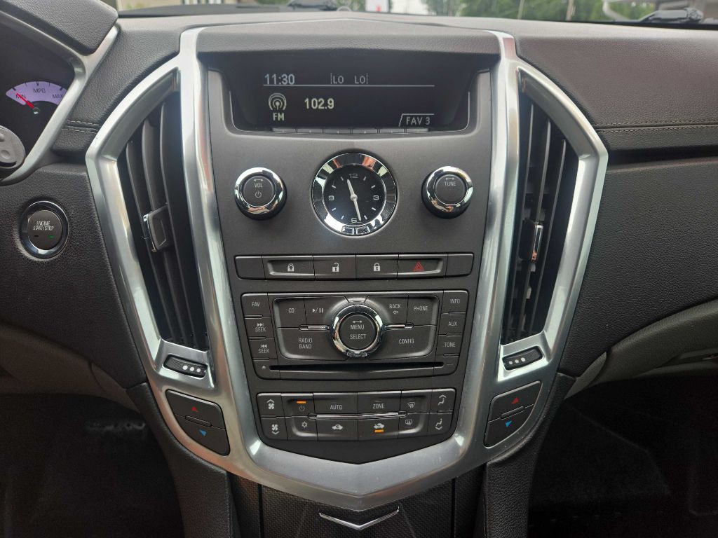 2011 Cadillac SRX Image 23