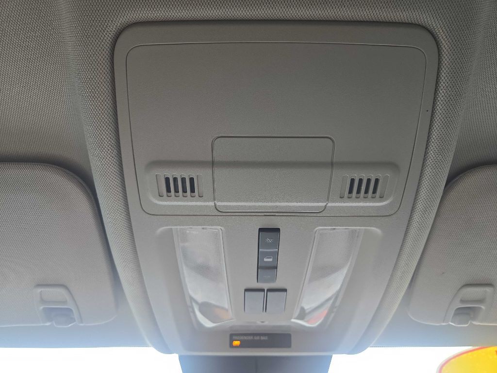 2011 Cadillac SRX Image 25