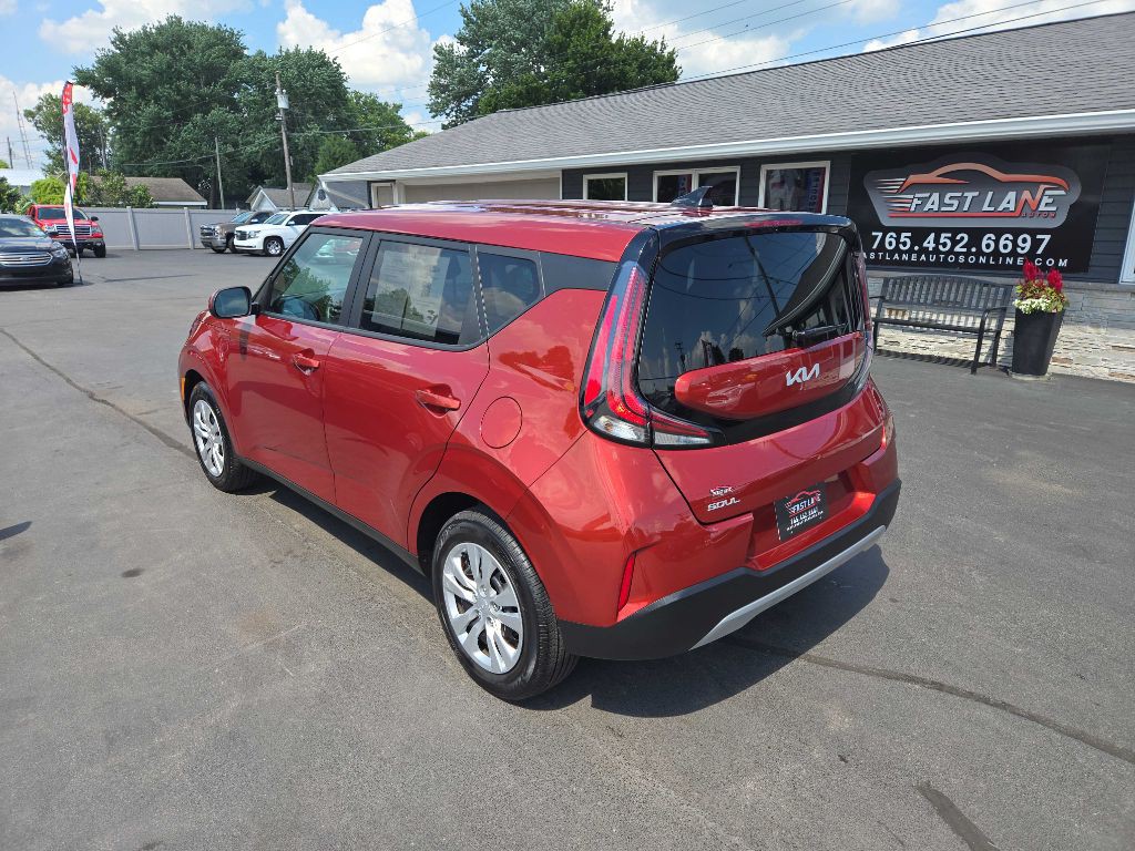 2024 Kia Soul Image 3