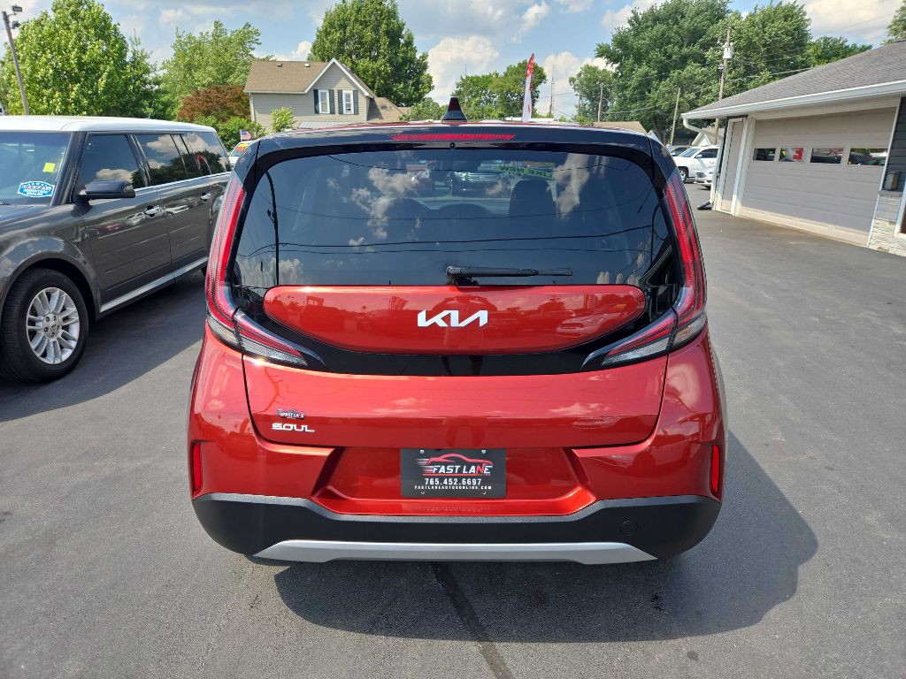 2024 Kia Soul Image 4