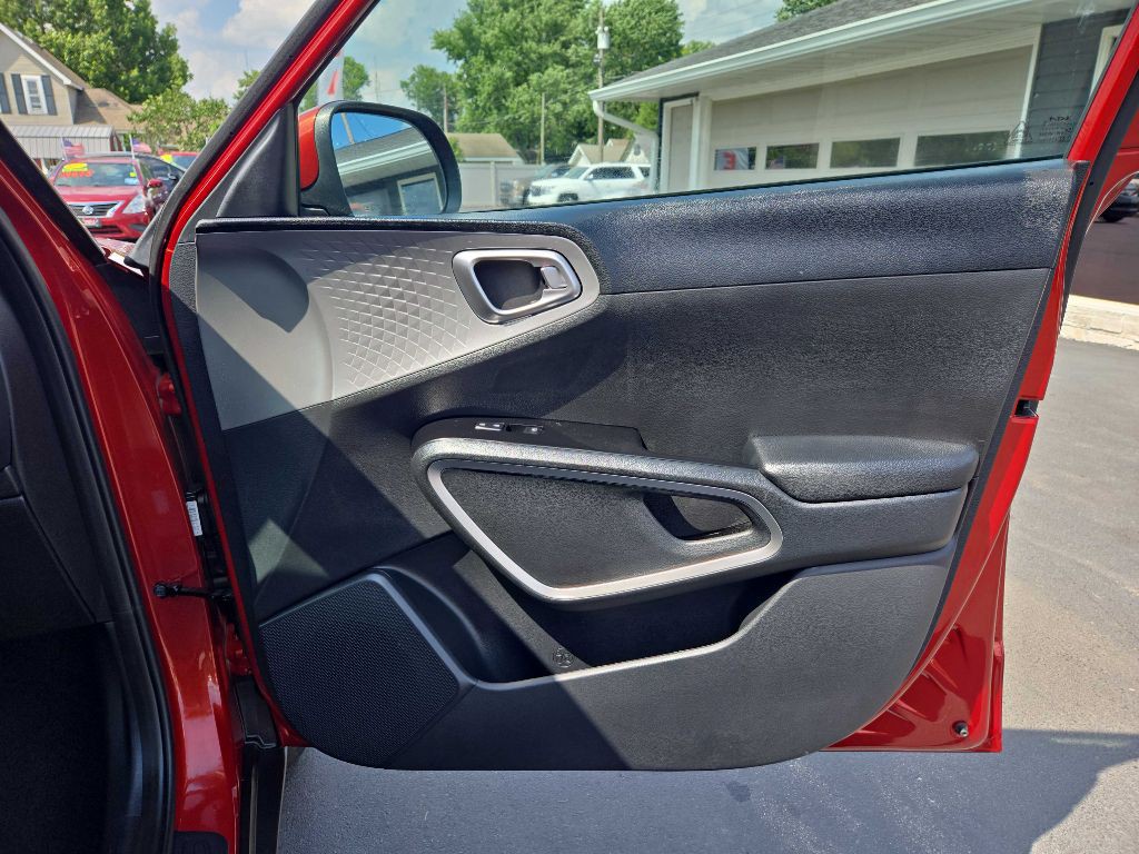 2024 Kia Soul Image 31