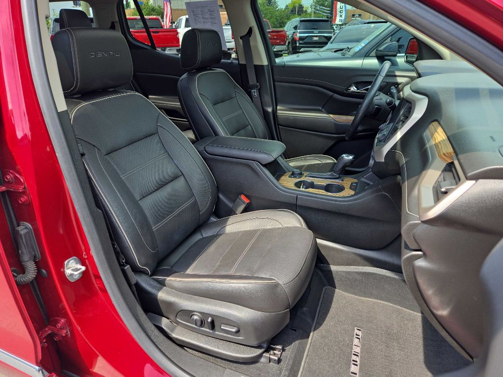 2019 GMC Acadia Image 13