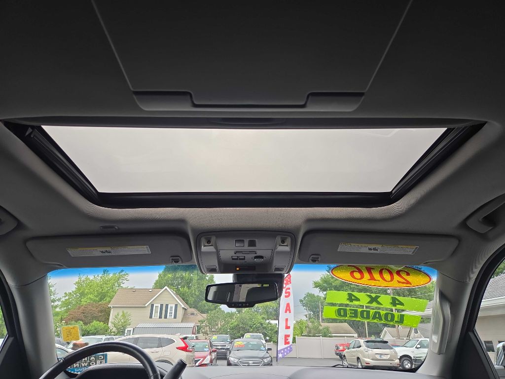 2016 Chevrolet Tahoe Image 21