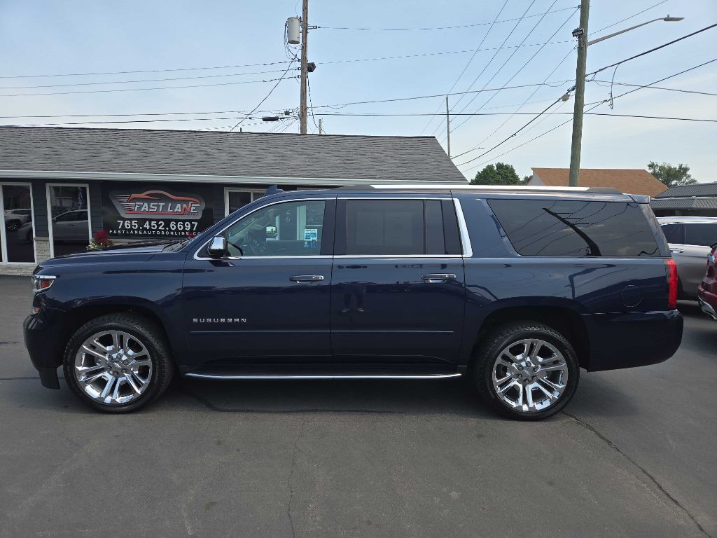 2020 Chevrolet Suburban Image 2