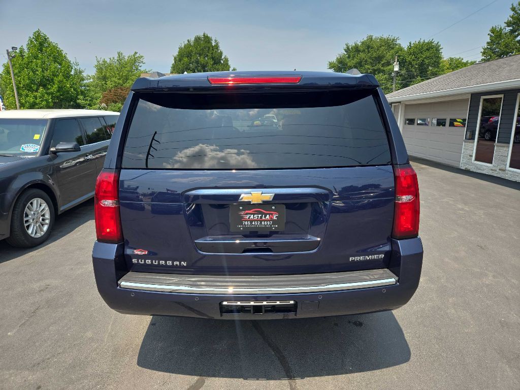 2020 Chevrolet Suburban Image 4