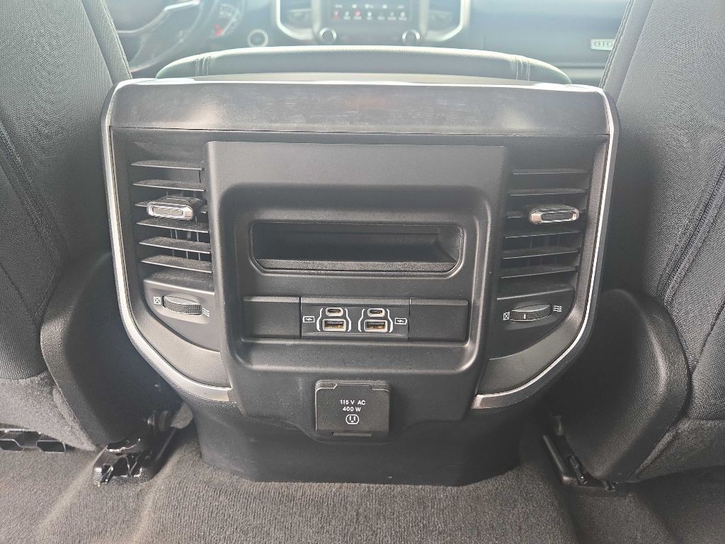 2021 RAM 1500 Image 15