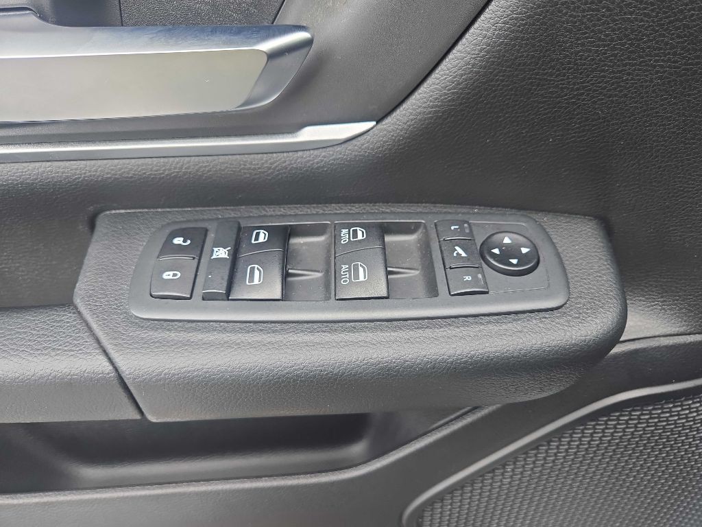 2021 RAM 1500 Image 33