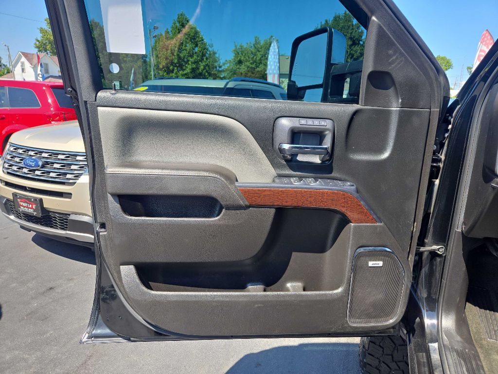 2016 GMC Sierra Image 30
