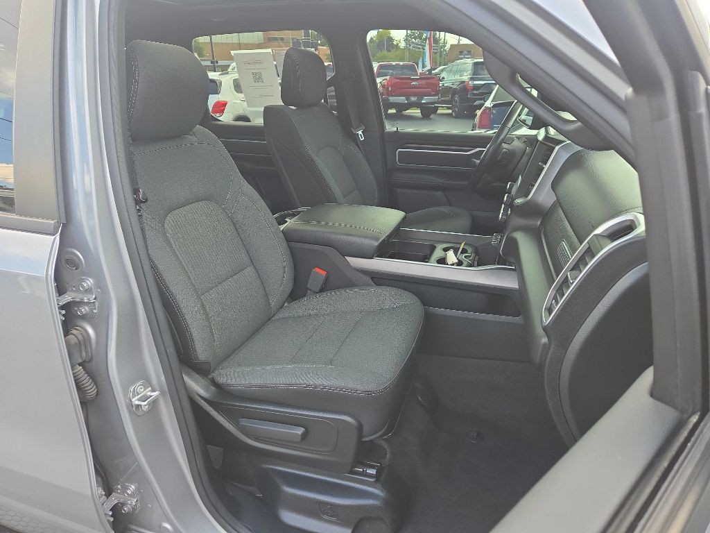 2020 RAM 1500 Image 12